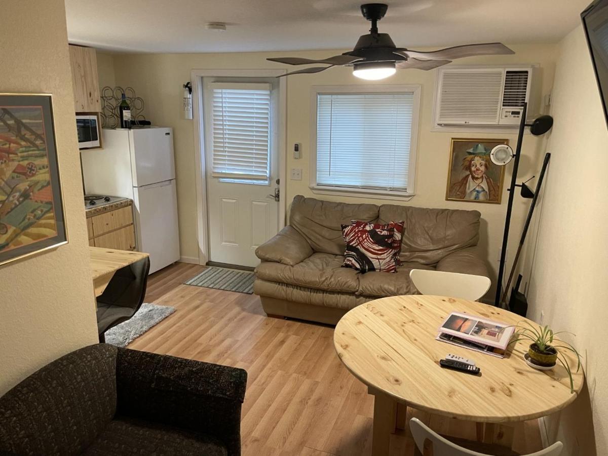 Loft , Boat Dock, 2 Bedrooms , Pet Friendly Gravois Mills Bagian luar foto