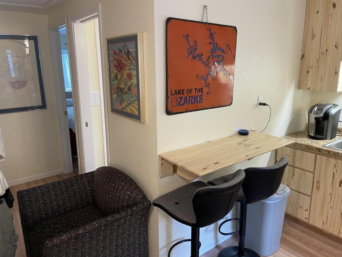 Loft , Boat Dock, 2 Bedrooms , Pet Friendly Gravois Mills Bagian luar foto